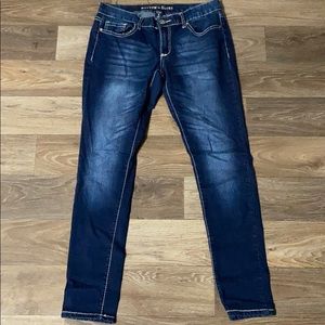 Rhythm in blue skinny jeans